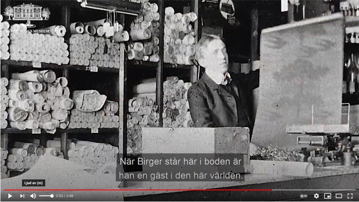 Birger Sjöberg säljer tapeter.